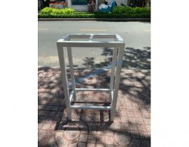 CHÂN SẮT 40x23x70(DXRXC)